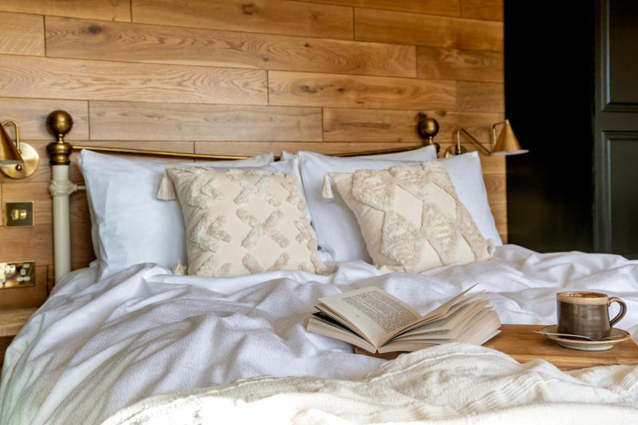 Alba - Charming Boutique Forest View Cabin With Hot Tub In Ballater Buitenkant foto